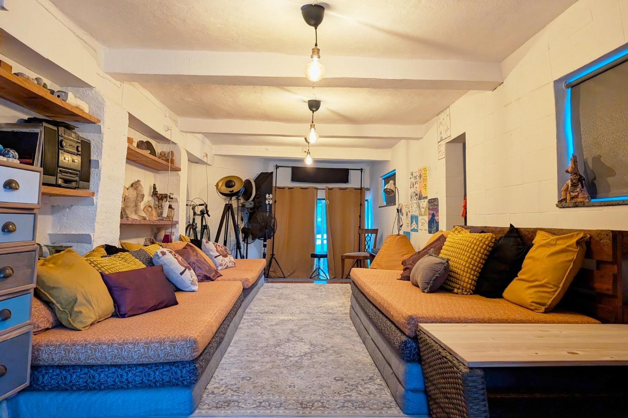 Loving Strangers Hostel Madalena  Eksteriør bilde